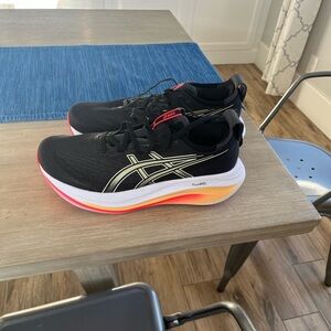 Asics Gel-Nimbus 27 Black Sneakers with Red and White Gradient Sole